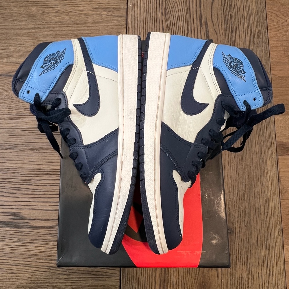 EUC Men’s Nike Air Jordan Retro 1 High OG Sail Obsidian Carolina Blue 8.5M